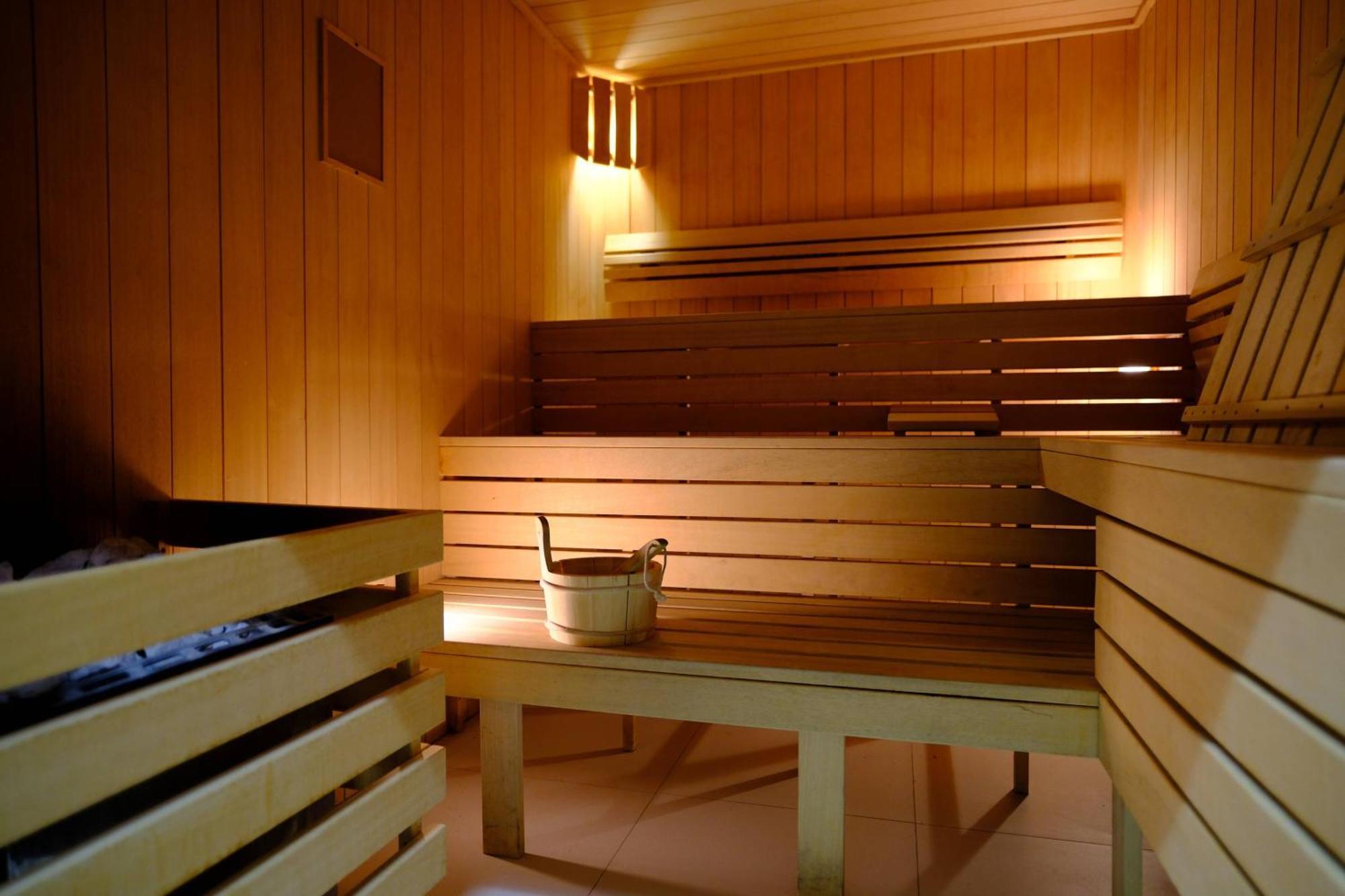Wr Sport Hotel & Spa - Centrum Sportu I Rozrywki Свильча Экстерьер фото